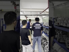 Des clients arabes sont venus visiter notre usine.