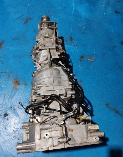 Le moteur est équipé d'une boîte de vitesses de 150X55X60 TR690KJACA AT pour 2016