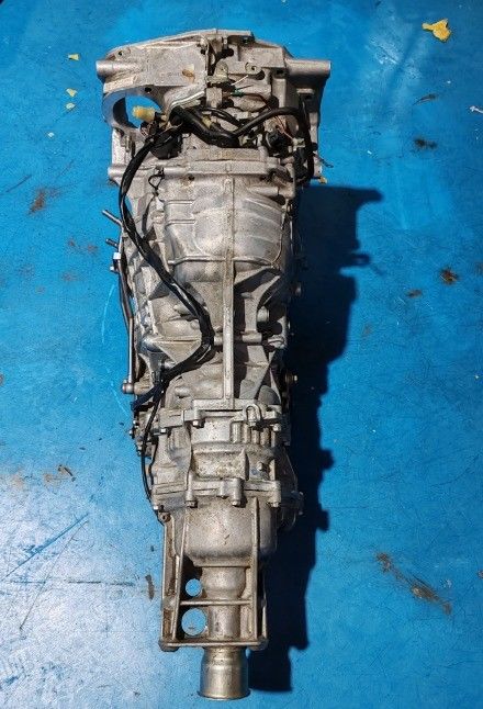 Le moteur est équipé d'une boîte de vitesses de 150X55X60 TR690KJACA AT pour 2016