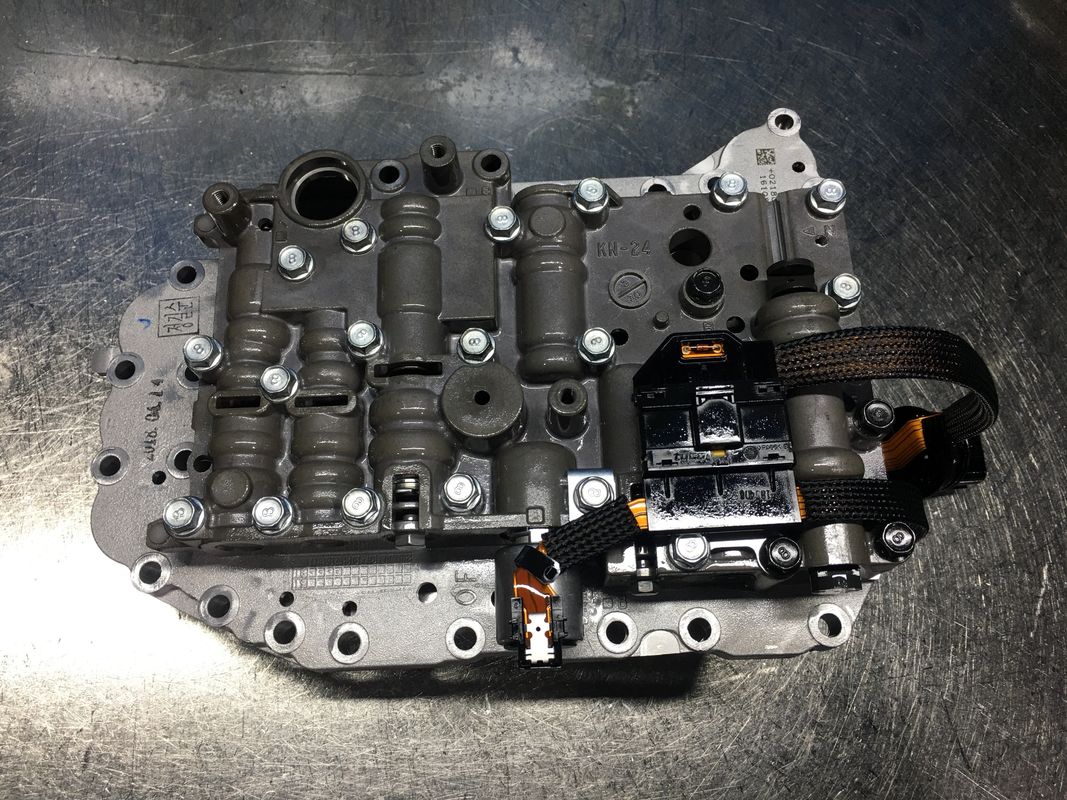 K2500 A4CF1 Corps de soupape de transmission OEM NO 4621023000 4621023020 pour les pièces détachées Hyundai Kia