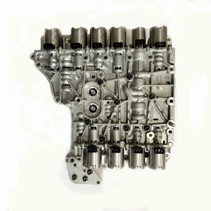N° OE E82 E90 F33 F83 Z4 GS7D36SG Corps de soupape de transmission automatique OEM Taille standard