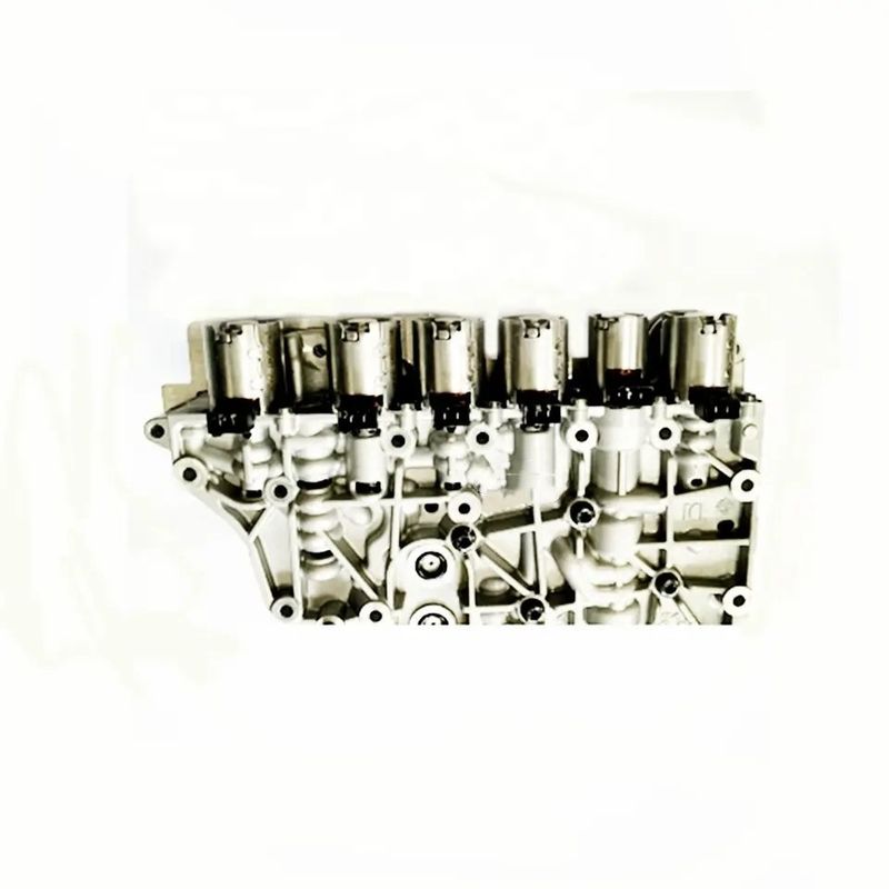 N° OE E82 E90 F33 F83 Z4 GS7D36SG Corps de soupape de transmission automatique OEM Taille standard