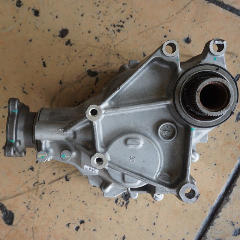 9L8Z7A103D 9L8Z7A103J Cas de transfert différentiel Pour Mazda CX9 6F35 Système de châssis automatique utilisé