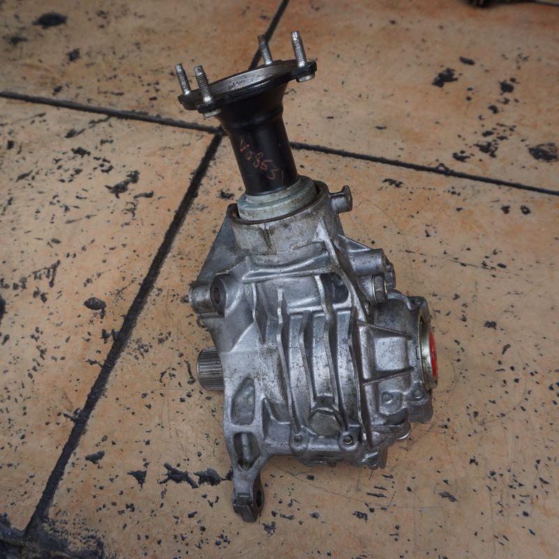 9L8Z7A103D 9L8Z7A103J Cas de transfert différentiel Pour Mazda CX9 6F35 Système de châssis automatique utilisé