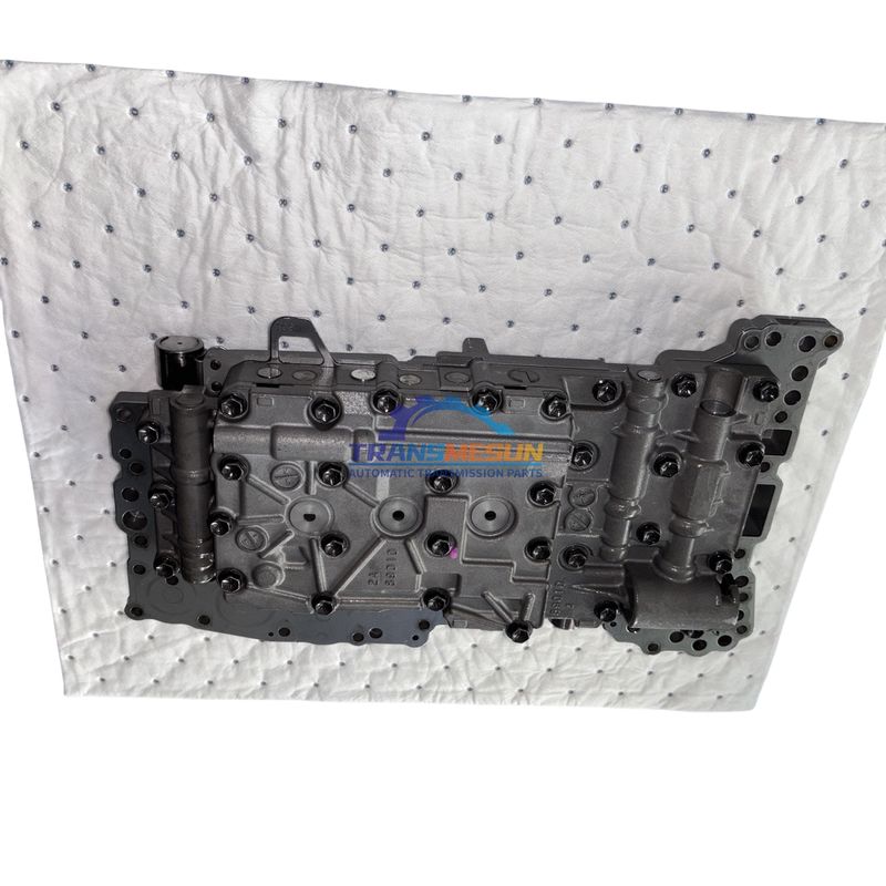 le montage de carrosserie de soupape de transmission A750E utilisé comprend le kit solénoïde 3541060580 pour Toyota Lexus PRADO GX400 2003-2015