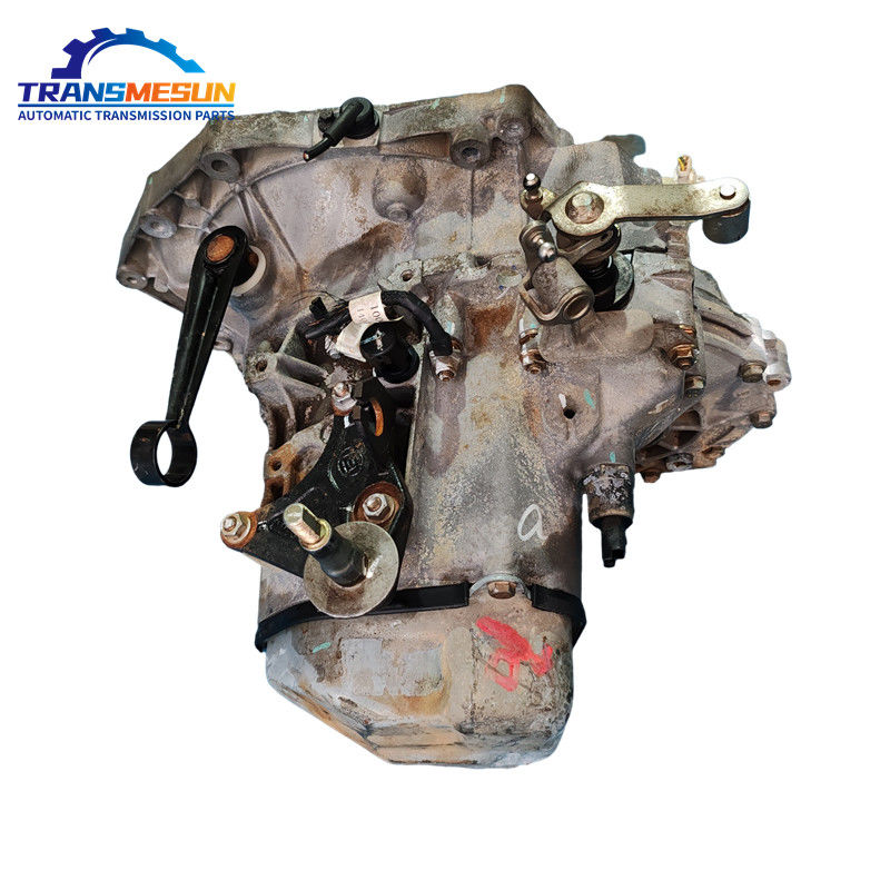 Le système de transmission manuelle à 5 vitesses MA5 est utilisé pour le DONGFENG FENGSHEN 2013-2016 A30 S30 A60 1.5L