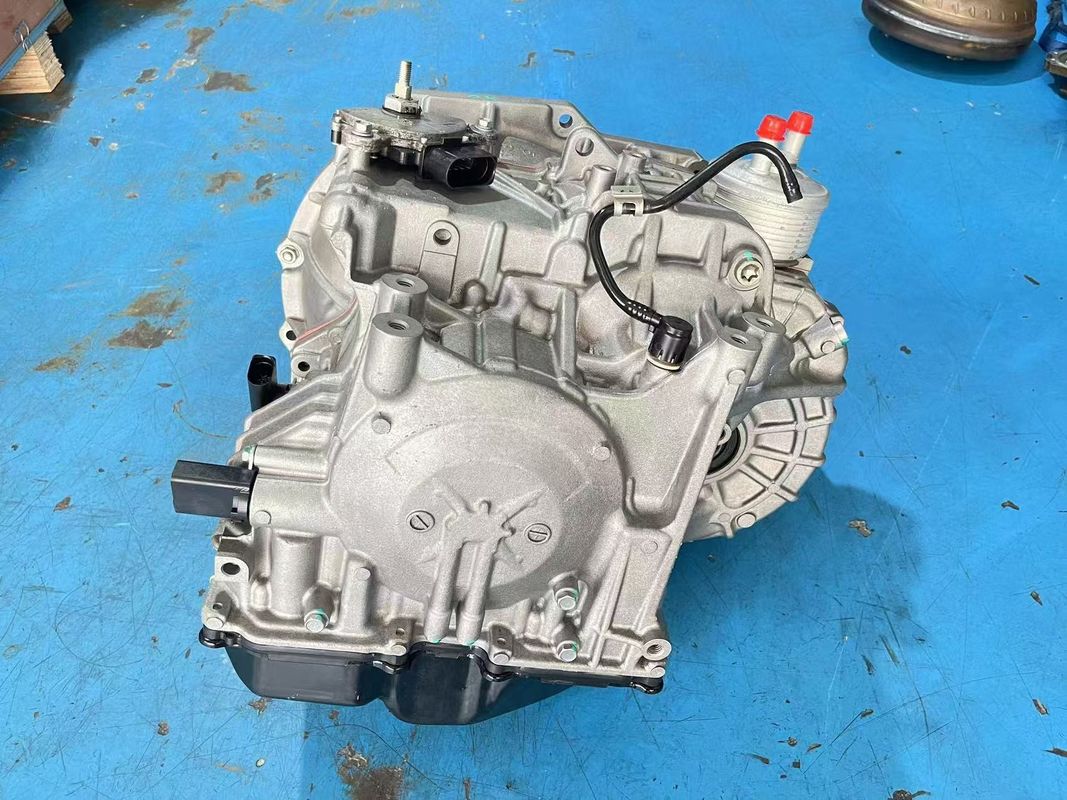 un ensemble de transmission automatique GA6F21WA 09G réaménagé pour le MINI R56 1.6T 2010 24007639047 24007638570