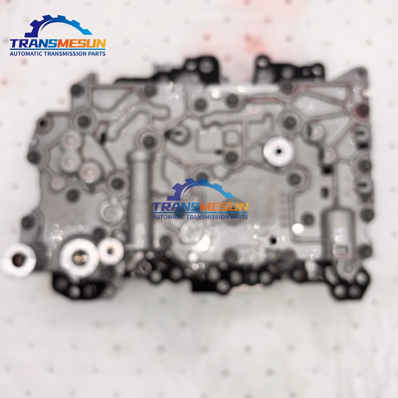 L'ensemble corps de vanne de transmission automatique GA8G45AW est applicable à la Mini F54 et à la BMW X1 F48 version double capteur de température d'huile.