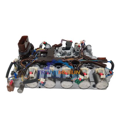 Montage de la carrosserie Pour Ford Focus 8F24 Transmission automatique à 8 vitesses